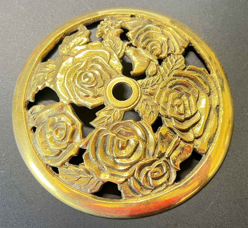 5" Solid Brass Lamp Cap: Roses